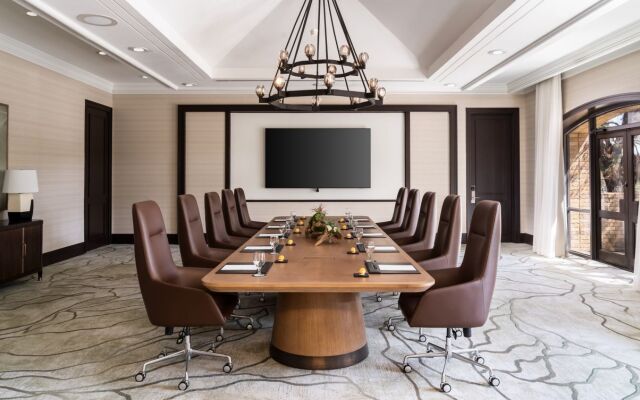 The Ritz-Carlton Dallas, Las Colinas