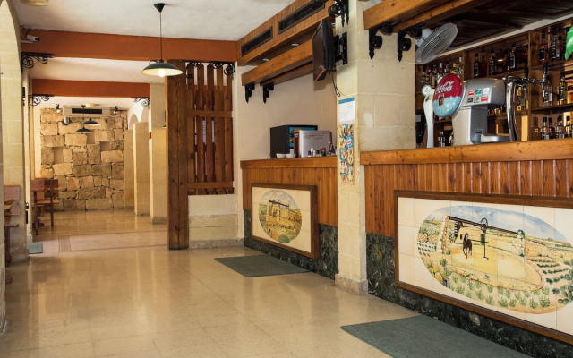 Blue Sea Bugibba Hotel & Apartments