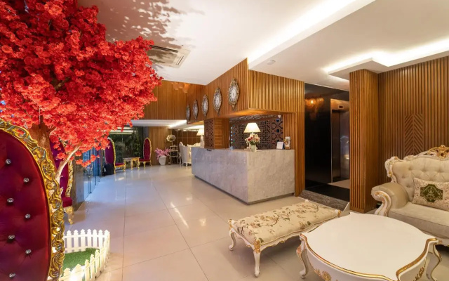A&EM 8a Thai Van Lung Hotel