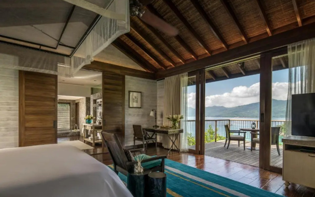 Four Seasons Resort Seychelles