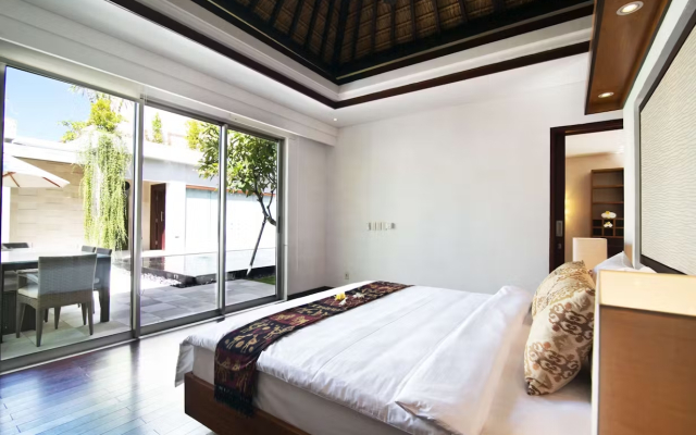 Kedonganan Beach Villas