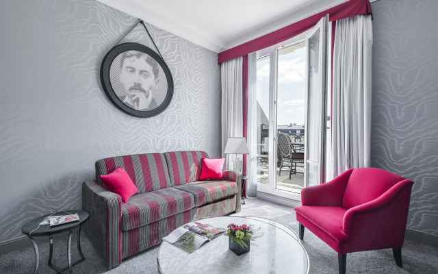 Maison Astor Paris, Curio Collection by Hilton