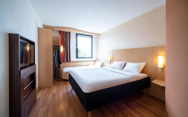 B&B HOTEL Calais Terminal Cité de l'Europe 3 étoiles