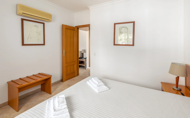 Praia da Lota Resort - Hotel & Apartments
