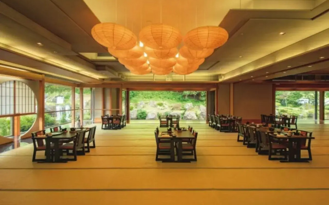 Hakone Yunohana Prince Hotel