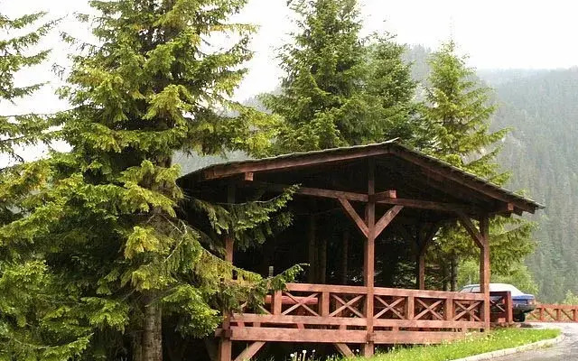 Atelika Crocus Hotel