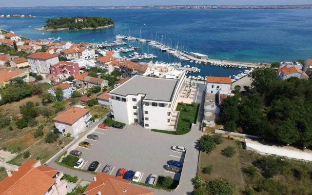 Hotel Preko Ugljan Island, Curio Collection By Hilton