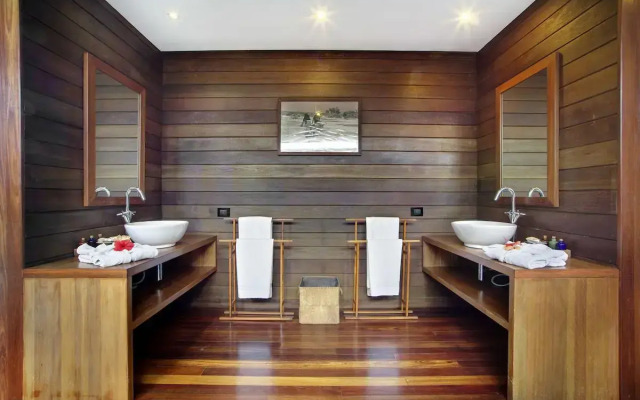 Gangehi Island Resort