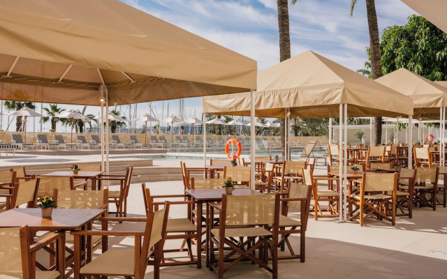 Отель Victoria Gran Meliá