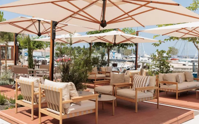 Hotel Preko Ugljan Island, Curio Collection By Hilton