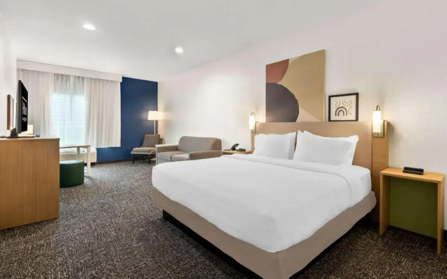 Spark by Hilton Missouri City