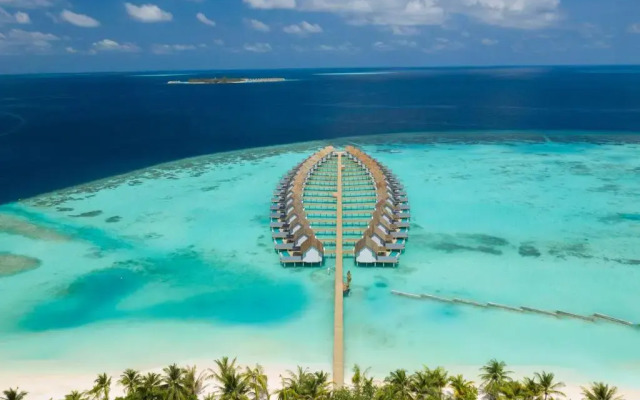 Outrigger Maldives Maafushivaru Resort