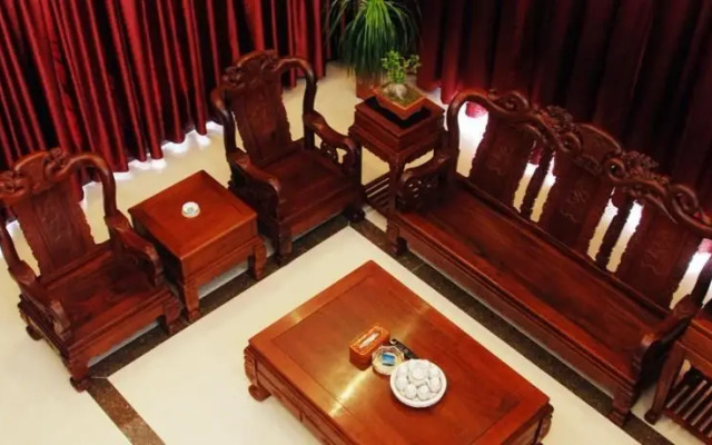 Yunshangsiji Fairyland Hotel of Tengchong Jadeite