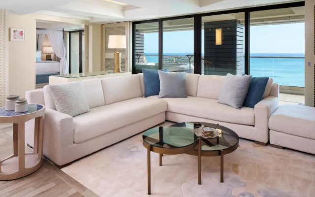 Espacio The Jewel Of Waikiki