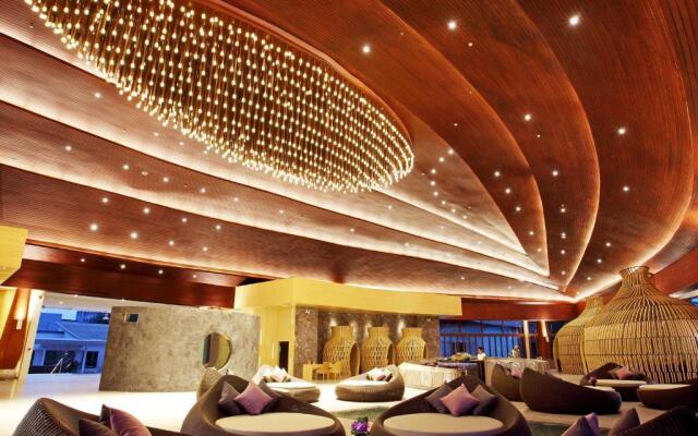 Graceland Khaolak Beach Resort