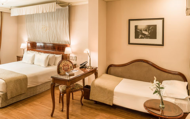 Melia Recoleta Plaza