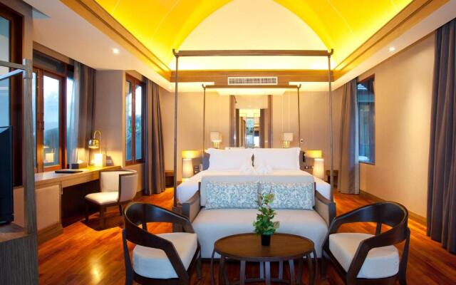 Graceland Khaolak Beach Resort