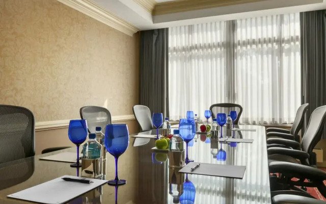 Embassy Suites by Hilton Philadelphia Valley Forge