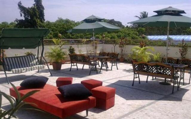 Hotel Midland - Hostel