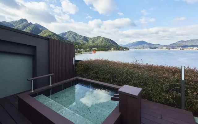 Itsukushima Iroha Guest House