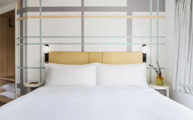 Ying'nFlo Hotel, Wesley Admiralty, Hong Kong