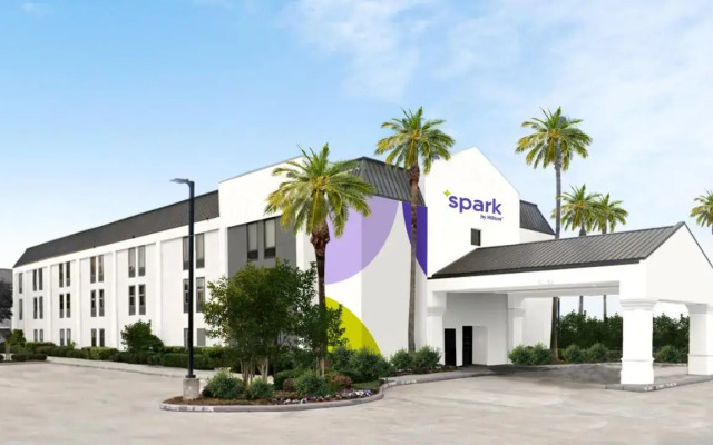 Spark by Hilton Fredericksburg Southpoint