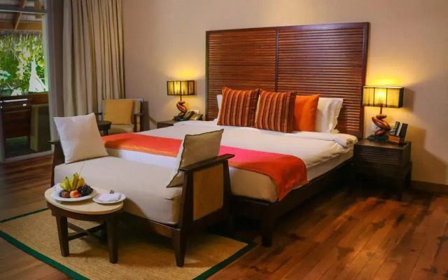 Vakarufalhi Island Resort & Spa