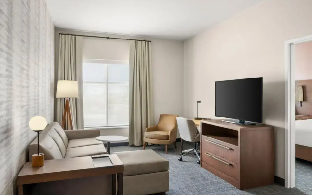 Residence Inn by Marriott Milwaukee Brookfield at Poplar Creek