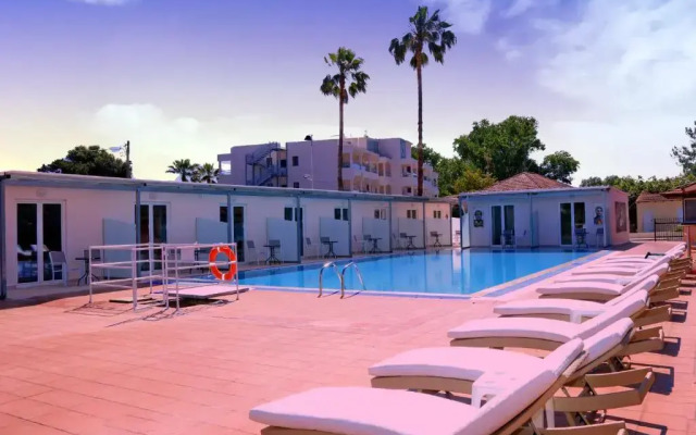 Cavomarina Beach-Adults Only