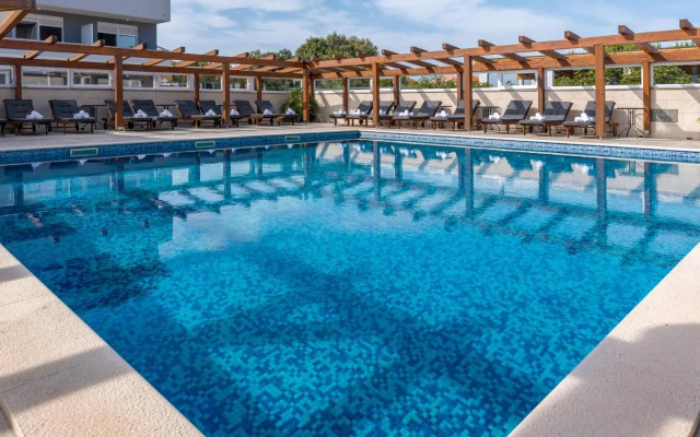 Aparthotel Plat