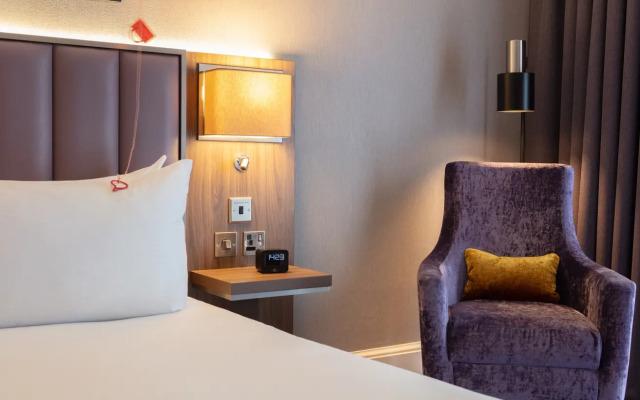 Doubletree By Hilton Edinburgh Airport
