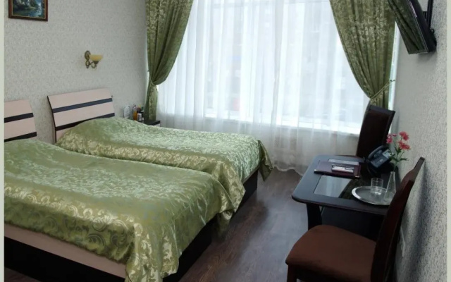 Gostinitsa #1