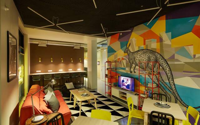 Twin Cities Melbourne Hostel