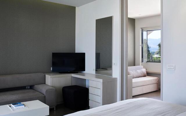 Pelagos Suites Hotel & Spa