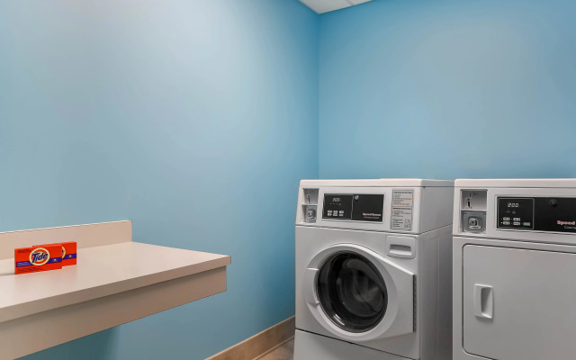 Courtyard by Marriott Tampa Brandon