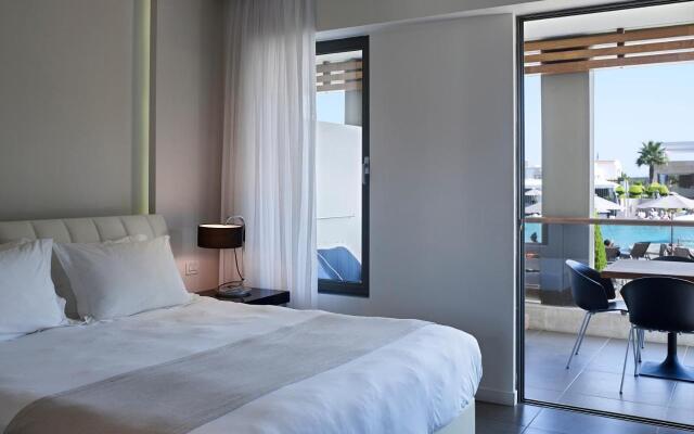 Pelagos Suites Hotel & Spa