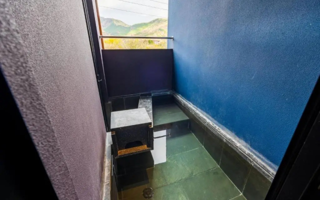 Japanese-Western Style with Open-Air Bath on the Marsh Side room 사진 4