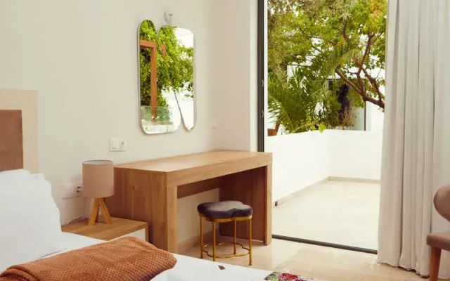 Amnissos Residence