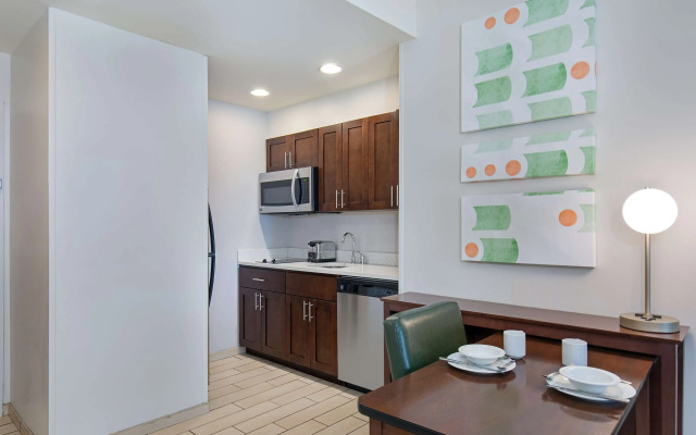 Homewood Suites by Hilton Atlanta / Perimeter Center