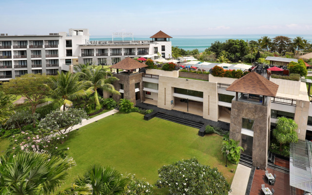 Pullman Bali Legian Beach