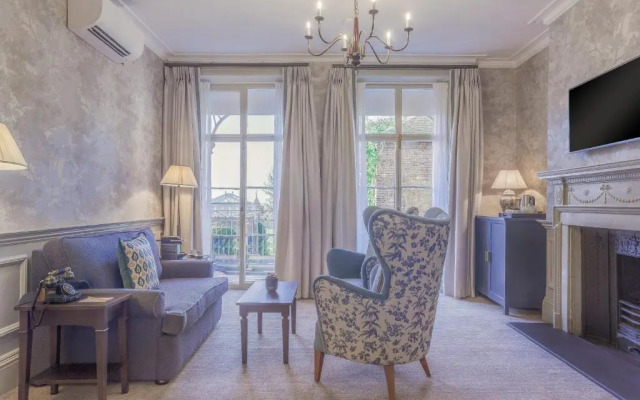 Richmond Hill Hotel