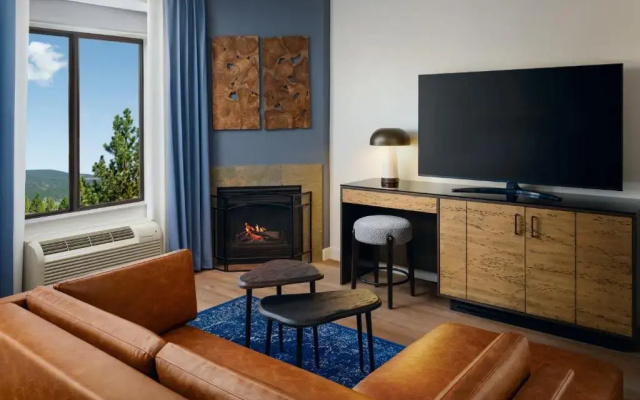 Martis Valley Lodge, Tapestry Collection by Hilton