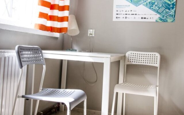 Hobo Hostel