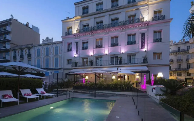 Hôtel Le Canberra