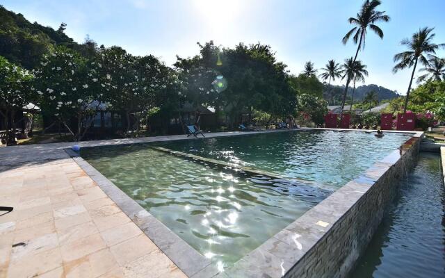 Koh Ngai Thanya Beach Resort Hotel