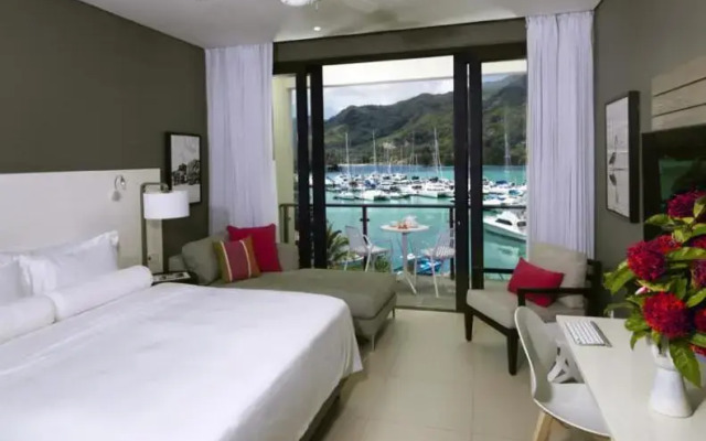 Eden Bleu Hotel