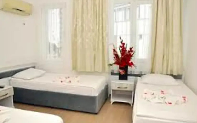 Cemre Hotel