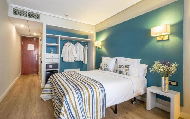 Hotel Num