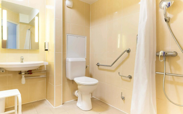 B&B HOTEL Nantes Aéroport