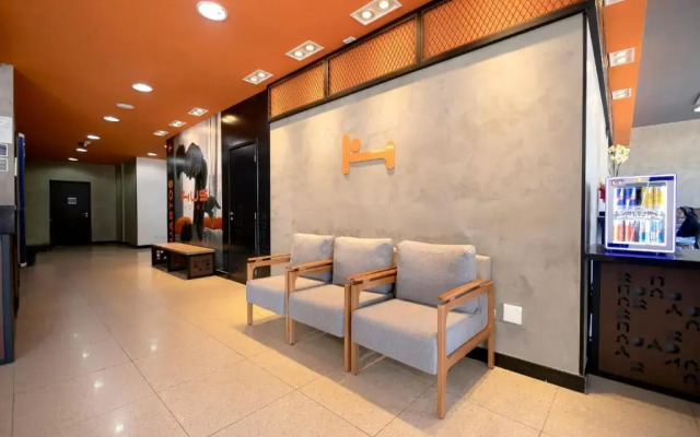 Hus Hotel Maringa